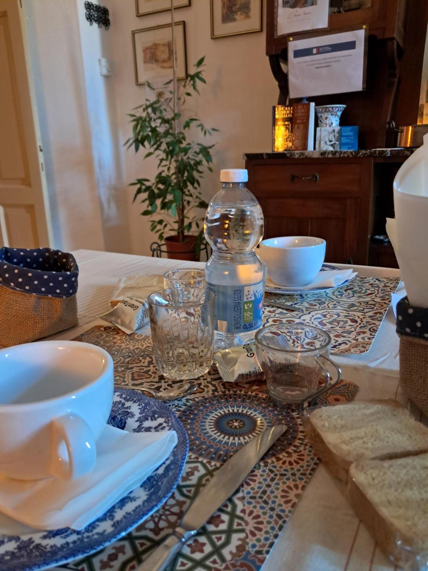 Bed & Breakfast Chiara San Sebastiano Curone Екстериор снимка